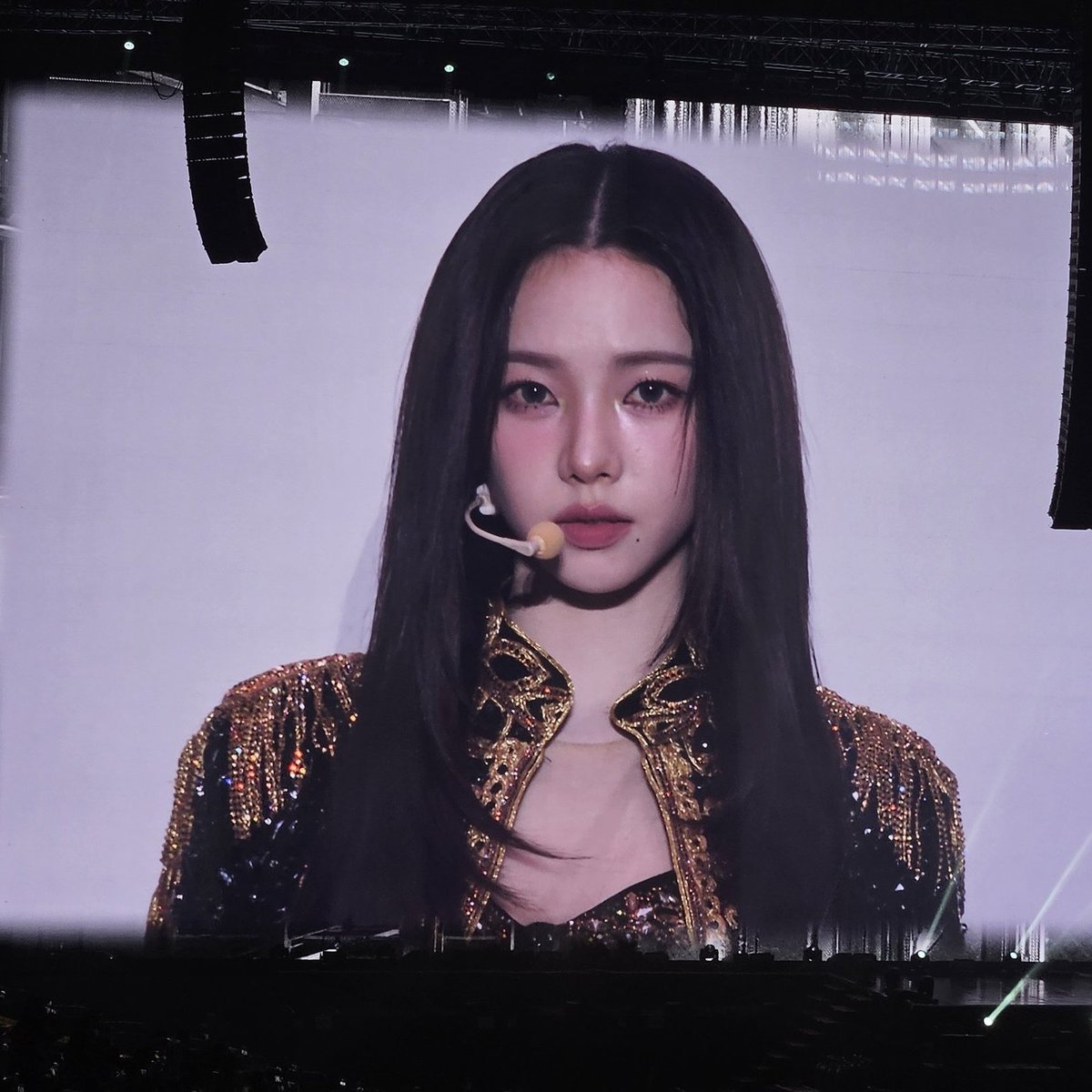 evibluu 🍋 tweet media
