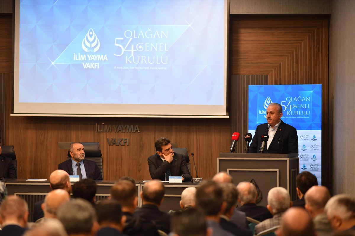ilimyaymavakfi's tweet photo. Vakfımızın 54. Olağan Genel Kurulu, Eski TBMM Başkanı Prof. Dr. Mustafa Şentop, AK Parti Genel Başkan Yardımcısı Mustafa Demir, İstanbul Valisi Davut Gül, BAYKAR Yönetim Kurulu Başkanı Selçuk Bayraktar, kıymetli kurucu üyelerimiz ve değerli misafirlerimizin katılımlarıyla gerçekleştirildi.