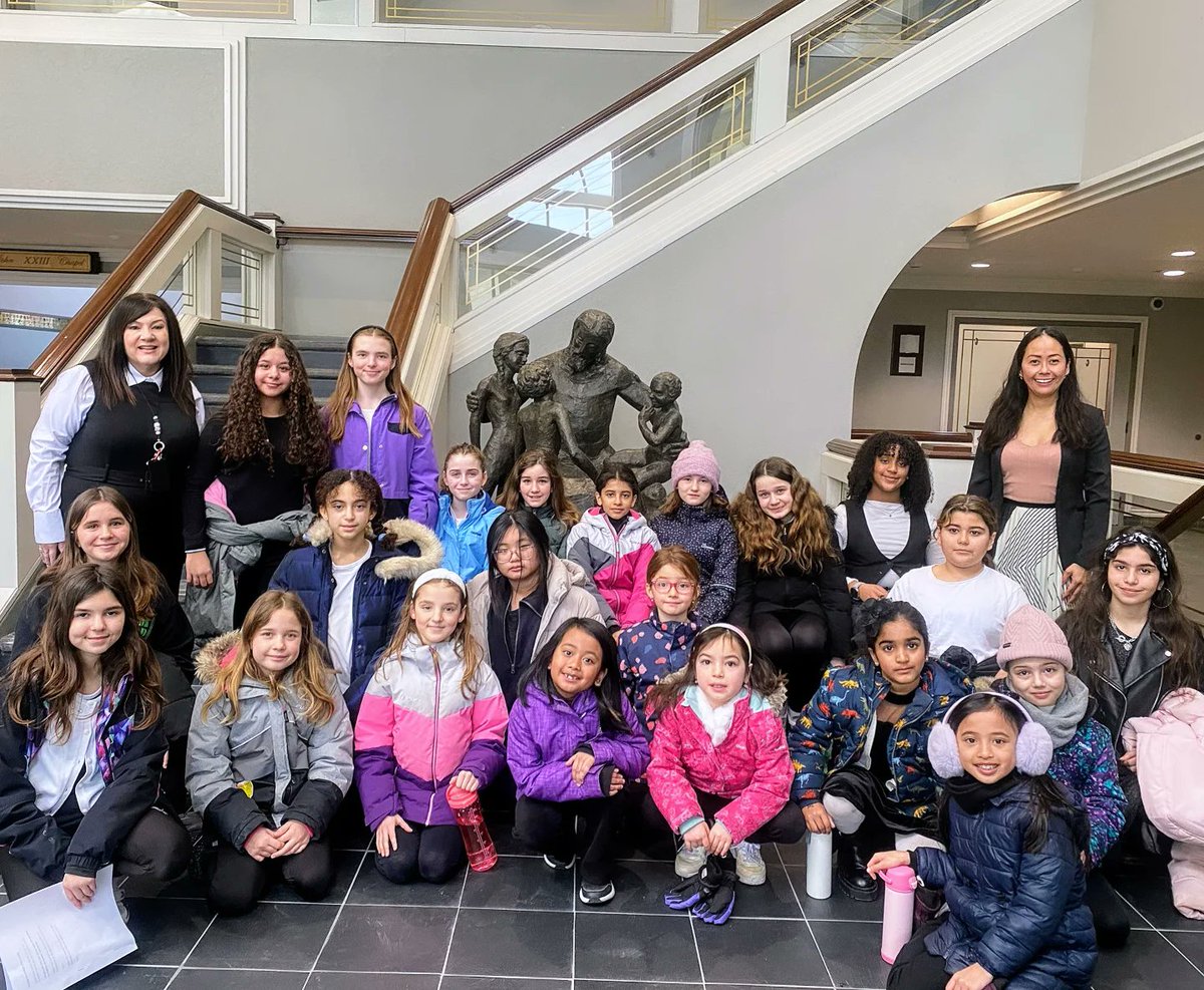 _Mrs_Fernandez's tweet photo. On February 26th, our @PeterandPaulCS choir was invited to sing in mass with Monsignor Joseph at the Catholic Education Centre. We were grateful to have been able to experience this again, as it was one year ago that we were here the first time. #lentseason @DPCDSBSchools https://t.co/iq4Pq8H6v8
