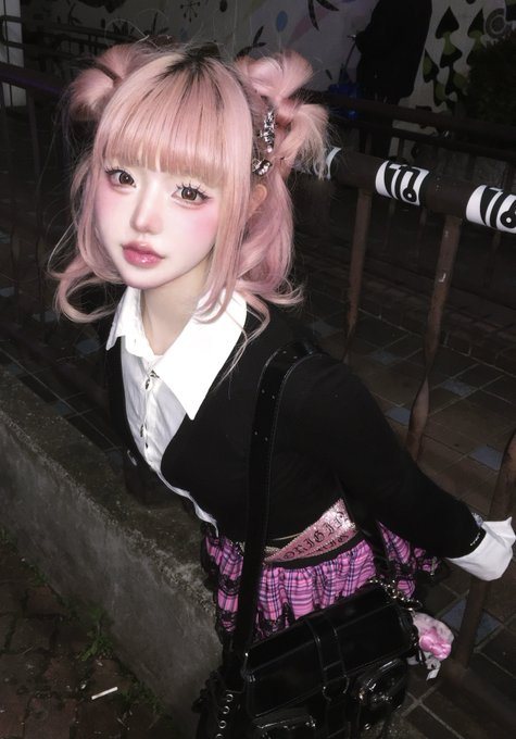 コスプレイヤー凸守たかねのTwitter画像35