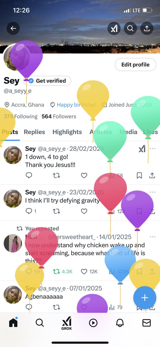 a_seyy_e's tweet photo. I got balloons today!!!!💃🏼💃🏼💃🏼 https://t.co/49LG4BR3Nh