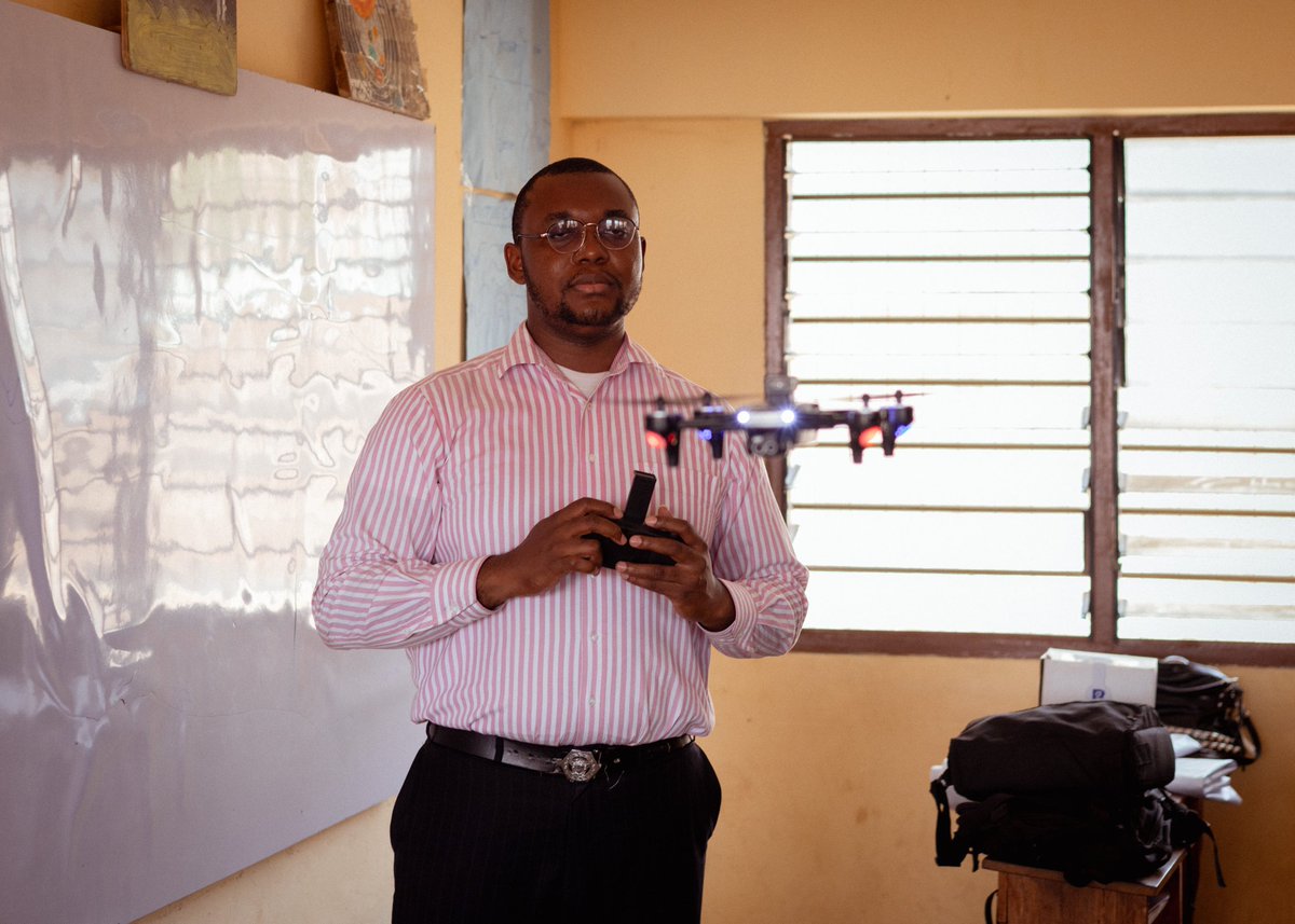 During International Women's Week, CTN Technologies, through the Future STEM Leaders Initiative, provided free STEM training to underprivileged adolescent girls in the Gbawe Gonse Community. It was an exciting period of hands-on learning, mentorship, and empowerment.  
#IWD2025