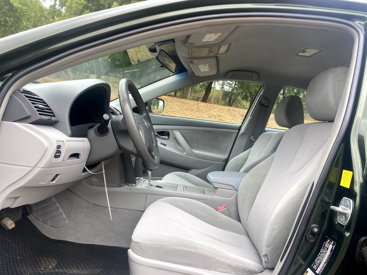 MotorsNg's tweet photo. 2011 TOYOTA CAMRY LE 
FOREIGN USED 
EXTREMELY VERY VERY CLEAN 
ENGINE UNTEMPERED (SMOOTH AND SILENT)
AC CHILLING 100%
INTERIOR AND EXTERIOR IS EXTREMELY VERY CLEAN 
CATALYST (INDOMIE) INTACT 
ABS FULLY INTACT 
PRICE:#13MILLION NAIRA
PHONE📱 08118755902, 07017109093
LOCATION:ABUJA https://t.co/wjUu1GzQnJ
