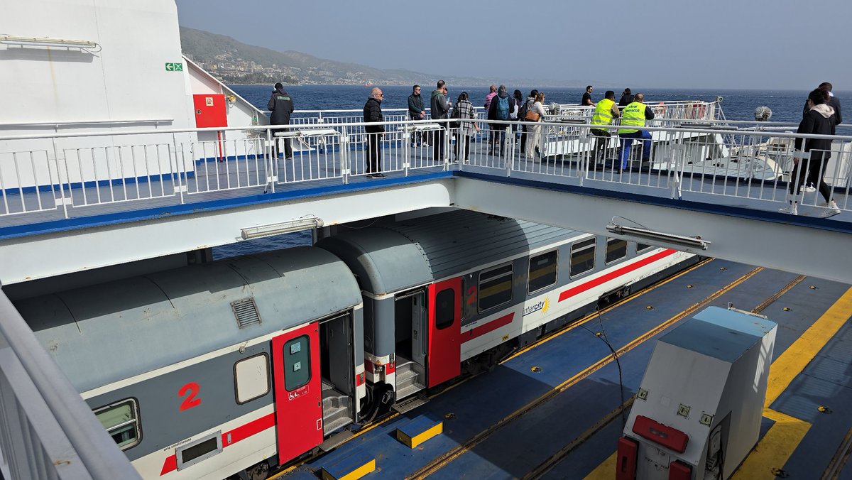 Treinreiziger.nl tweet media