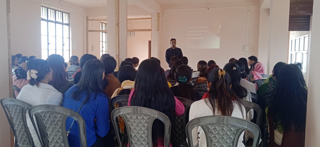 etfwokha's tweet photo. 🌱 Empowering SHGs &amp; Strengthening Wokha’s ODOP Vision! 💼✨
A workshop on Skill Development, Entrepreneurship &amp; Agri-Allied Opportunities was successfully conducted for Self-Help Groups (SHGs) in Wokha, aligning with the district’s ODOP vision &amp; mission! 🚀 @DC_Wokha @NSRLM2 https://t.co/b8lOE50VQ2