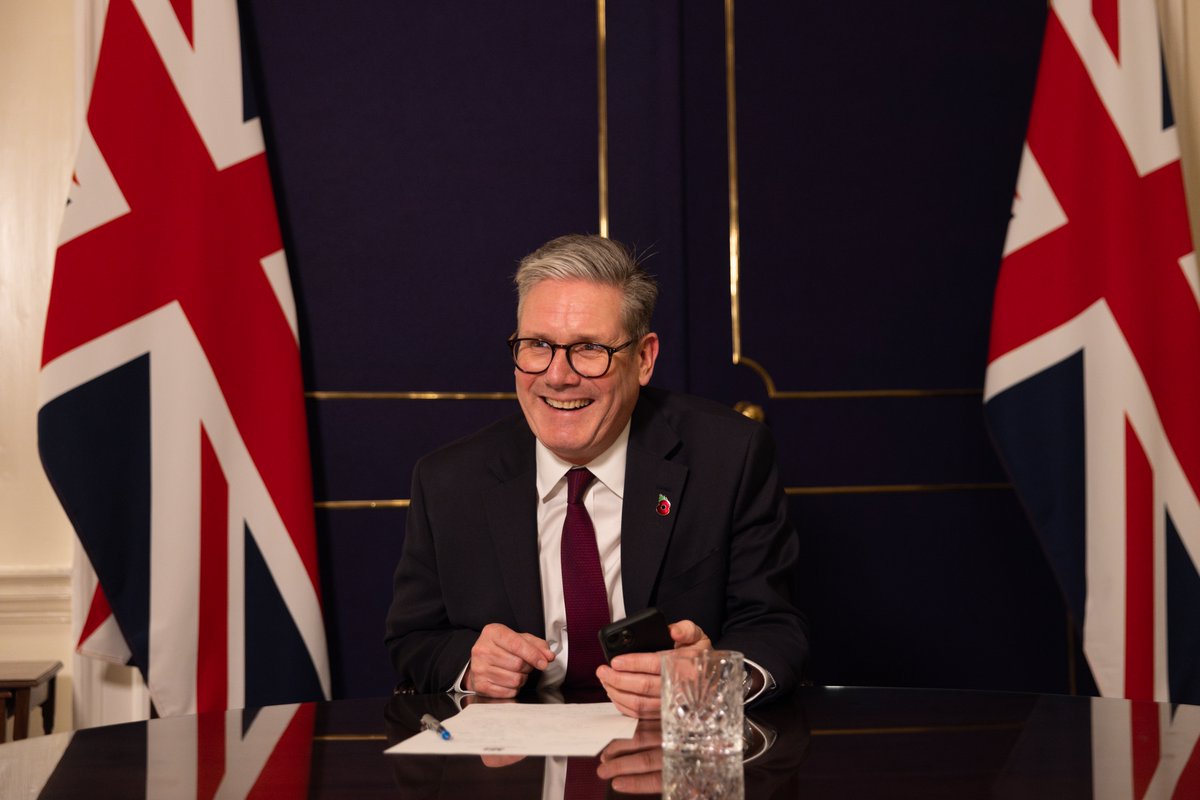 RRInternational's tweet image. The #interim #President of #Romania, Ilie Bolojan, is participating today in a videoconference convened by the British #PrimeMinister, @Keir_Starmer, in continuation of the summit of March 2, in London. (1/3)