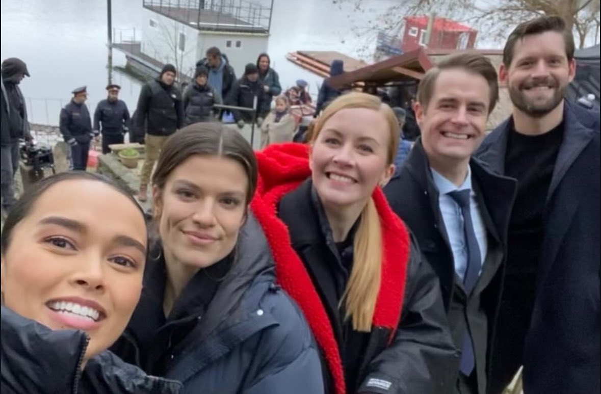 mariewho03's tweet photo. FBI international 🥺
🤳🏼: evajanewillis (Instagram)
#ScottForrester #FbiInternational #LukeKleintank #AndreRaines #CarterRedwood #Smitty #EvaJaneWillis #CameronVo #VinessaVidotto #AmandaTate #ChristinaWolfe #JamieKellett #HeidaReed https://t.co/3H9FhjA24I