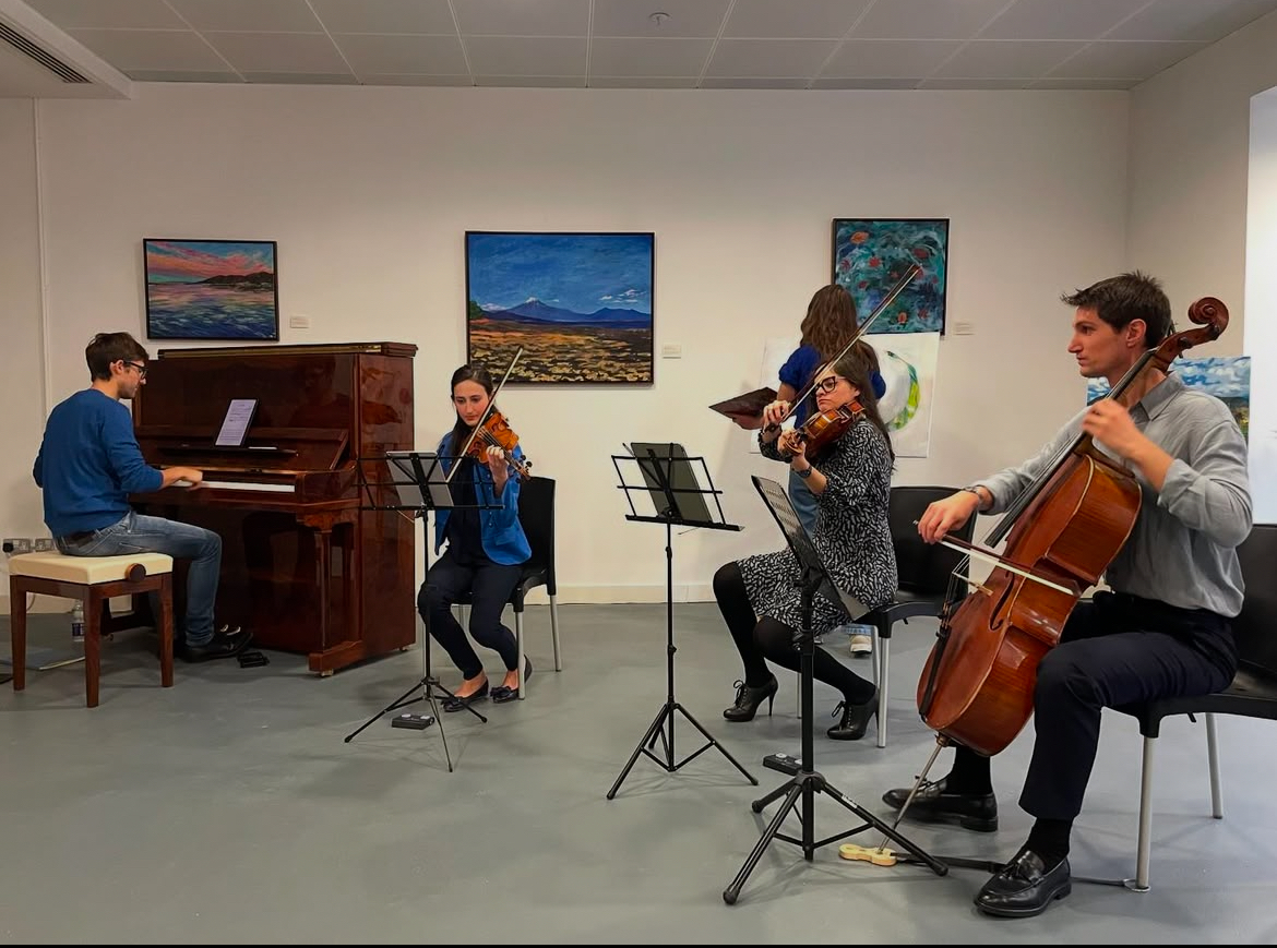 MarksonPianos's tweet photo. We were thrilled to deliver this stunning Steingraeber model 138k in a one-of-a-kind polished walnut to its new home at @CountyHallArts last month! 

📸Photos feature the County Hall Quartet https://t.co/4ve4Wdmj5J