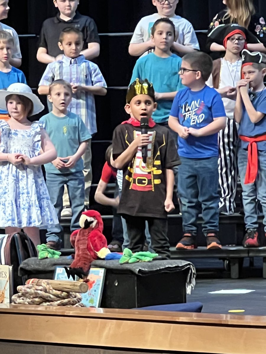 “Pirates! The Musical” by our talented 2nd grade singers—Such a cute show! 🏴‍☠️🦜⁦<a href="/CESTigerPride/">Circleville ES</a>⁩