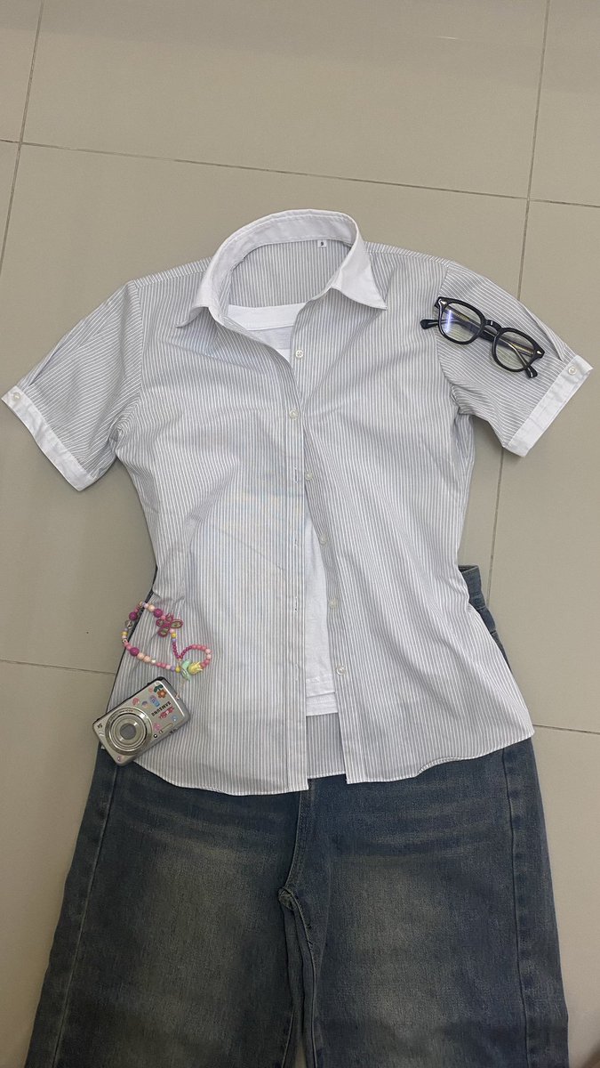 sparkleE144's tweet photo. Size : s
Price: 89฿💓

#ส่งต่อ #ส่งต่อเสื้อผ้า #เสื้อผ้ามือสอง #ส่งต่อเสื้อผ้ามือสอง #โล๊ะตู้เสื้อผ้า #โล๊ะเสื้อผ้า #เสื้อผ้ามือสองสภาพดี #ส่งต่อเสื้อผ้ามือ2 #ส่งต่อuniqlo https://t.co/cAlYbWhMwH