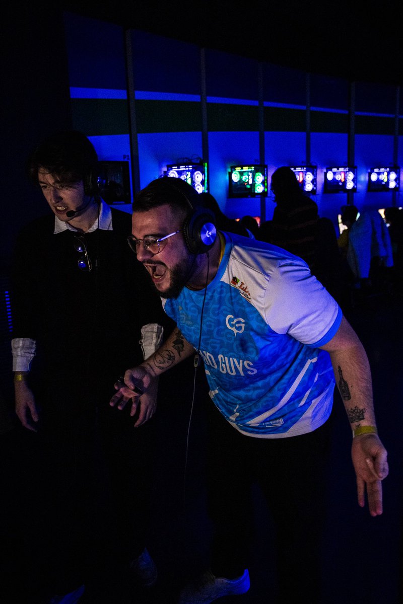 Ethan Vernay tweet media