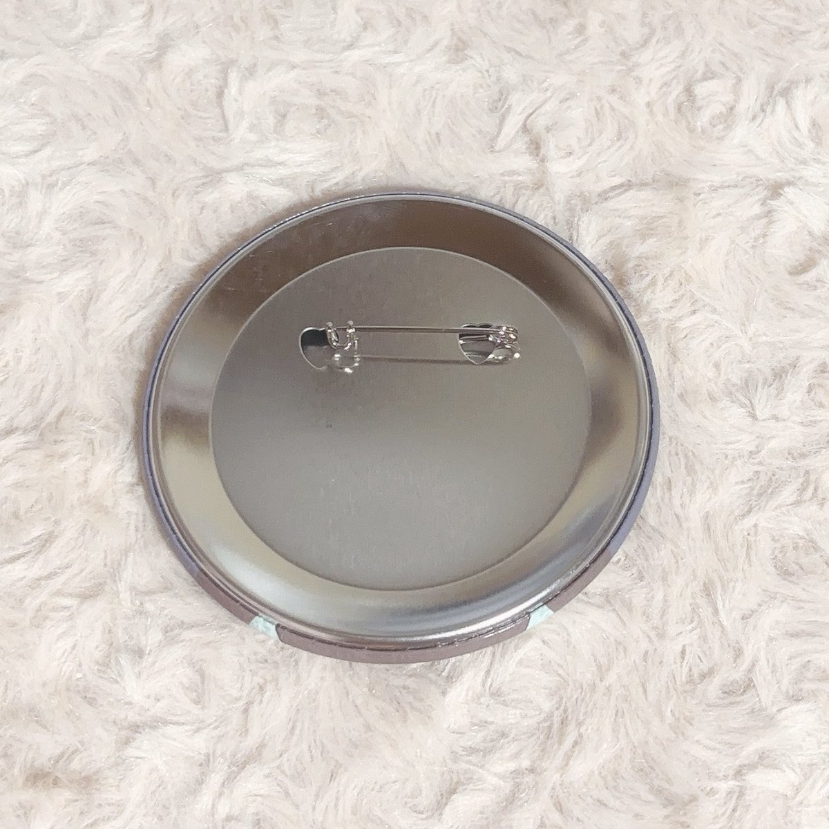 aujv1995's tweet photo. 譲　ナムジュン ジン ホソク ジミン　
　　テヒョン

求　買取（PayPay）

トレカ、ミニフォト 60円/枚+送料
缶バッジ 450円＋送料

海外製品のため初期傷がある場合がございます。ご了承下さい。

#BTSトレカ #BTS買取 #BTSグッズ買取 https://t.co/fXU2VmyBJS