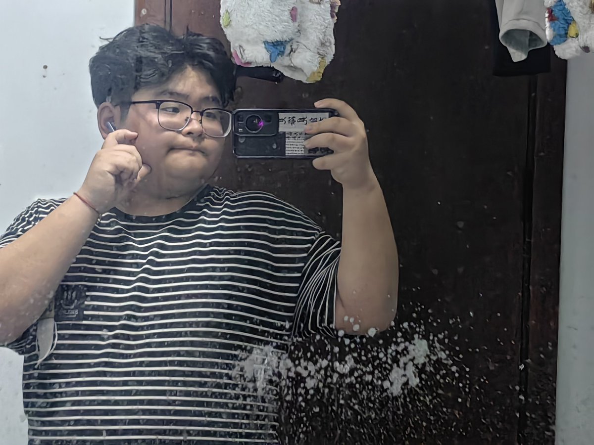 龙龙吃不饱 tweet media