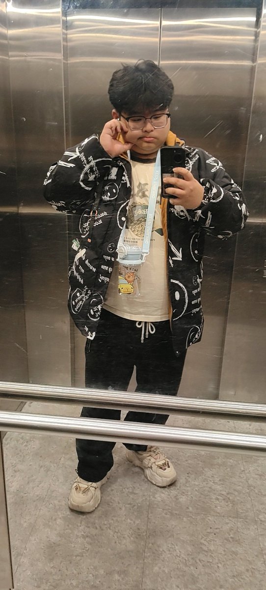 龙龙吃不饱 tweet media