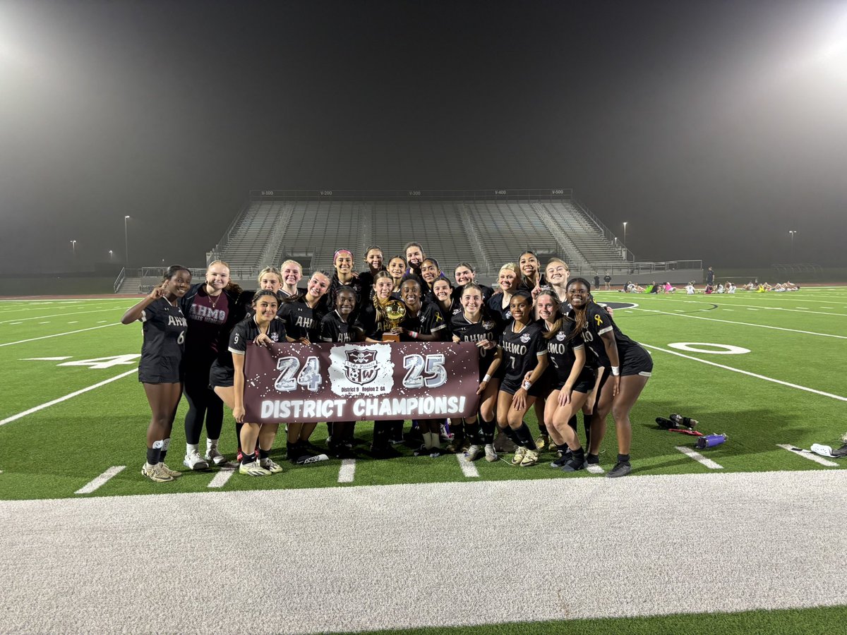 Last night your Lady Pirates won a District Championship! 🏆

We are so proud of them and all the work they have put in this season! The fun is just beginning as we head into playoff next week! 

Great job girls! Way to do things #DFFRNT this season🏴‍☠️