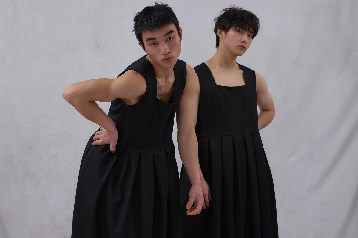 t_x_a_'s tweet image. ✧ new collaboration ✧
「門倉太久斗/22世紀ジェダイ wool midi dress」

📢3月15日（土）よりTXAのECサイト（txa.store）にて期間限定で発売開始しました。
順次、ハラカド「TENGA LAND」、阪急メンズ東京「TENGA STORE TOKYO」などでも販売いたします。…