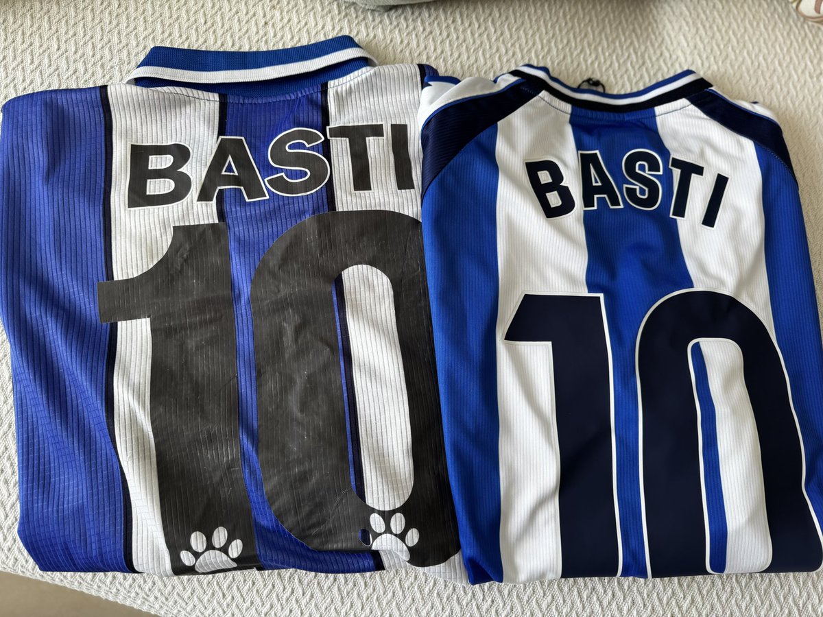 Yiyitodelrio's tweet photo. Hoy tengo clara la camiseta que toca. Vamos Málaga, siempre contigo, nunca sin ti. #VamosMalagaCarajo #SuperBasti https://t.co/ENvNyVi2Np