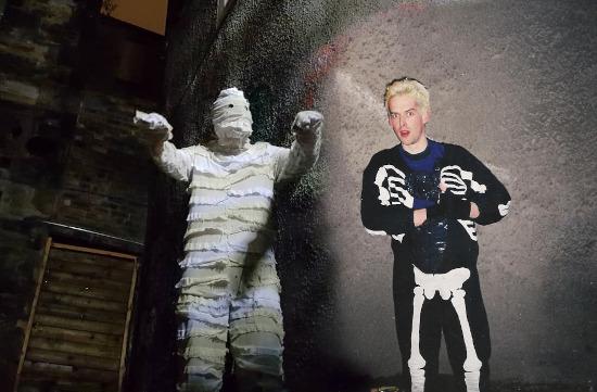 Do you ever tell someone a funny story and their response is ... silence? An anecdote going down like a lead balloon often initiates the phrase, "You had to be there". This blog may have to  end with those words but you'll need to be the judge of that. witcherytours.com/blog/2025/03/1…