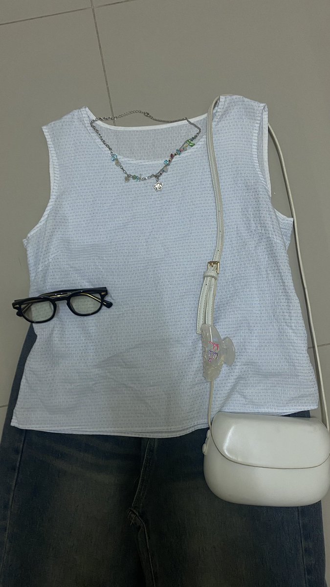 sparkleE144's tweet photo. Size : S
Price: 70฿ 🌸

#ส่งต่อ #ส่งต่อเสื้อผ้า #เสื้อผ้ามือสอง #ส่งต่อเสื้อผ้ามือสอง #โล๊ะตู้เสื้อผ้า #โล๊ะเสื้อผ้า #เสื้อผ้ามือสองสภาพดี #ส่งต่อเสื้อผ้ามือ2 #ส่งต่อuniqlo https://t.co/VrZyrUz3T2