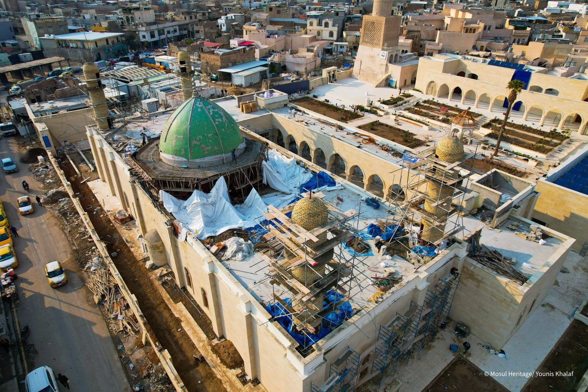 المئاذن الأربعة فوق مصلى جامع النوري الكبير تعود كما كانت بأيادي عراقية وبدعم الإمارات العربية المتحدة.
ضمن مبادرة احياء روح الموصل التي تعمل عليها اليونسكو بالشراكة مع وزارة الثقافة العراقية وديوان الوقف السني ،ينتظر اهالي الموصل بفارغ الصبر الصلاة في جامع النوري.
<a href="/Salemalq/">Salem Khalid Al Qassimi | سالم بن خالد القاسمي</a>