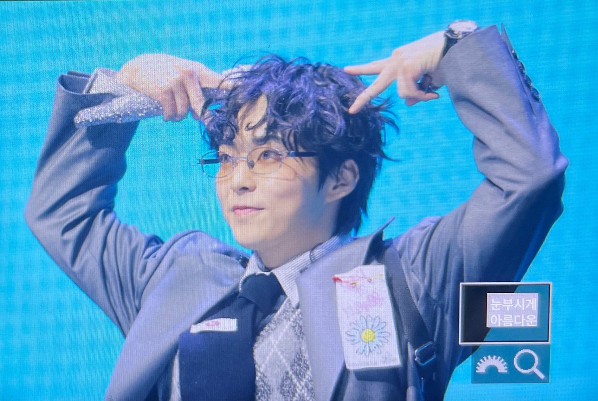 😻
#시우민 #XIUMIN #시우민_InterviewX_WHEE