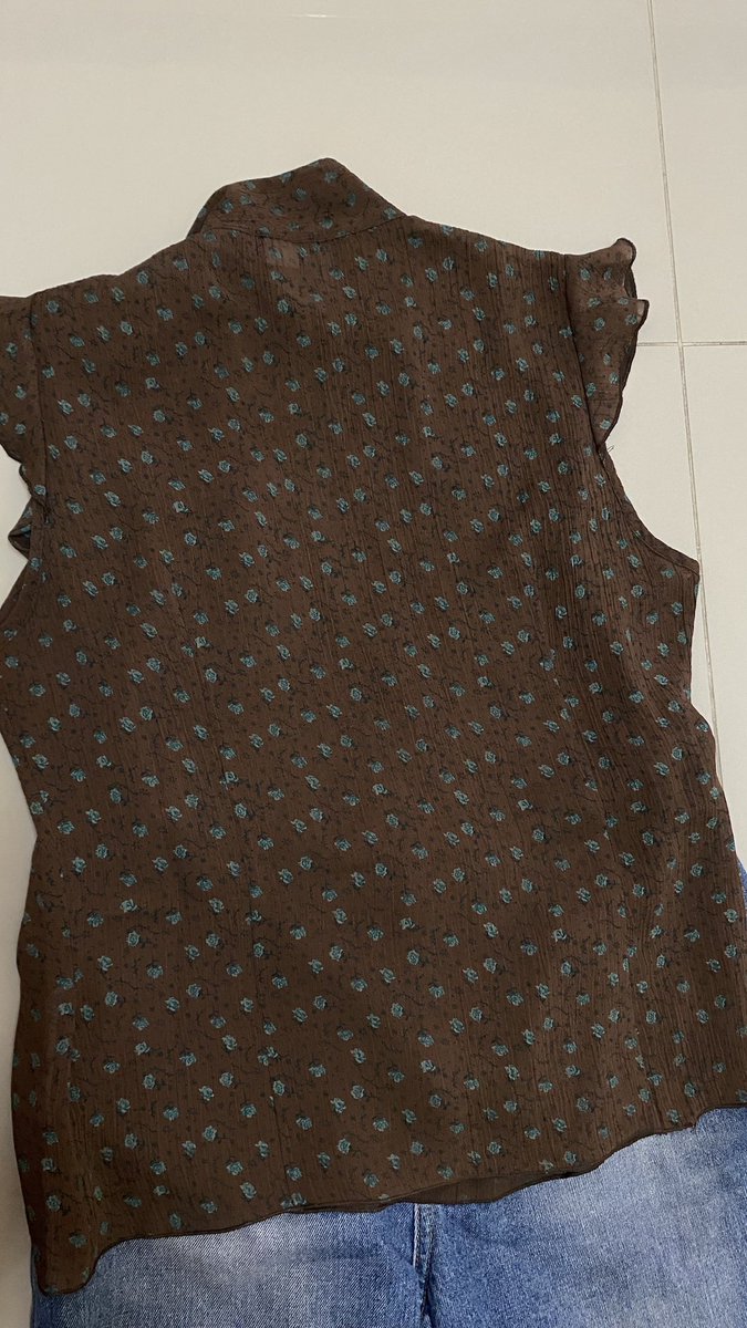 sparkleE144's tweet photo. Divided by H&amp;M
Size : M
Price: 89฿ 🌸

#ส่งต่อ #ส่งต่อเสื้อผ้า #เสื้อผ้ามือสอง #ส่งต่อเสื้อผ้ามือสอง #โล๊ะตู้เสื้อผ้า #โล๊ะเสื้อผ้า #เสื้อผ้ามือสองสภาพดี #ส่งต่อเสื้อผ้ามือ2 #ส่งต่อuniqlo #HM https://t.co/ggwM0646hb