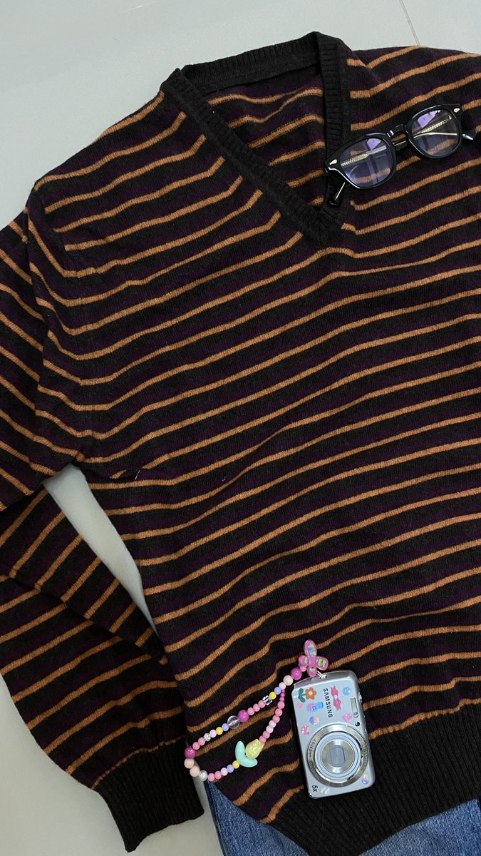 sparkleE144's tweet photo. Size : M
Price: 90฿ 🌸

#ส่งต่อ #ส่งต่อเสื้อผ้า #เสื้อผ้ามือสอง #ส่งต่อเ���ื้อผ้ามือสอง #โล๊ะตู้เสื้อผ้า #โล๊ะเสื้อผ้า #เสื้อผ้ามือสองสภาพดี #ส่งต่อเสื้อผ้ามือ2 #ส่งต่อuniqlo https://t.co/ZC5xEuMb4Y
