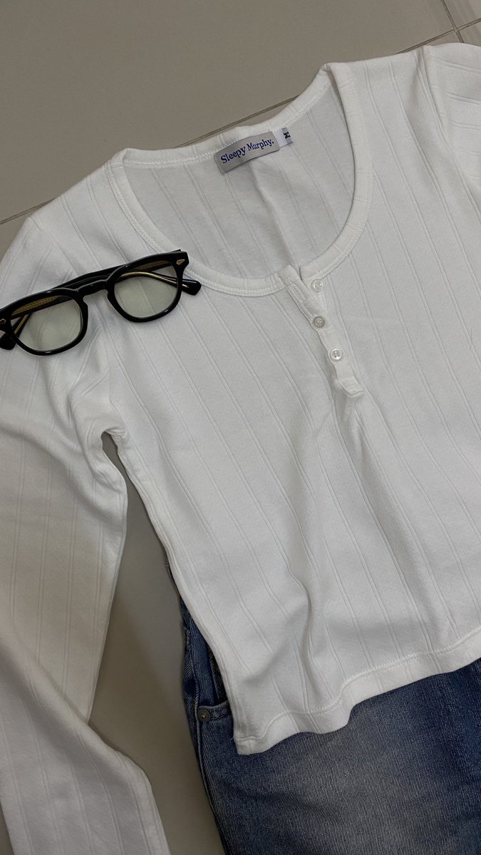sparkleE144's tweet photo. Sleepy Murphy ยังไม่เคยใส่
Size : M
Price: 200฿ 🌸

#ส่งต่อ #ส่งต่อเสื้อผ้า #เสื้อผ้ามือสอง #ส่งต่อเสื้อผ้ามือสอง #โล๊ะตู้เสื้อผ้า #โล๊ะเสื้อผ้า #เสื้อผ้ามือสองสภาพดี #ส่งต่อเสื้อผ้ามือ2 #ส่งต่อuniqlo #sleepymurphy #stylistshop https://t.co/36YSJzlu02
