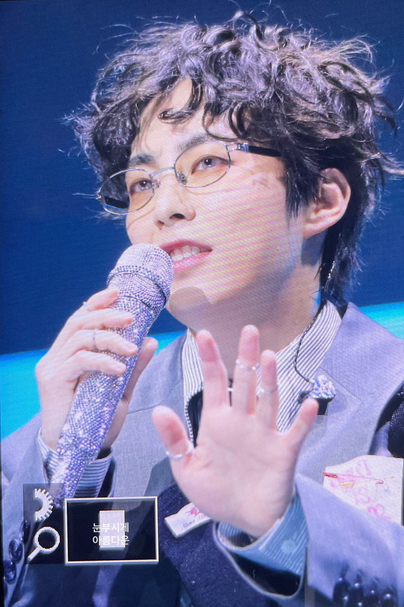 여전히 아름다운
#시우민 #XIUMIN #시우민_InterviewX_WHEE