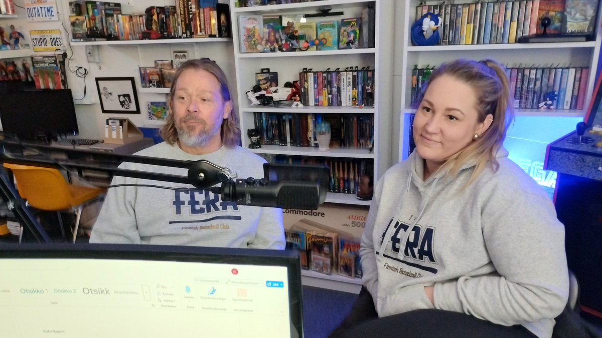 Jakso 80: Marko Yrjövuori ja Kati Toivonen, <a href="/FeraRauma/">Fera Rauma</a> 

Kun keskustelussa tulee esiin Skeleton kelkkailu, NBA mestaruus, Olympialaiset ja Michael Jordan, mutta keskiössä on Fera, niin viihdyttävä jakso on tiedossa.

open.spotify.com/episode/637bCZ…

#Fera #superpesis #pesis