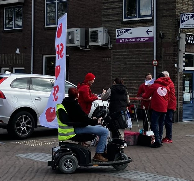 Vandaag staan we in Velp aan de Emmastraat voor onze woonactie.

Kom even langs en kom tekenen .