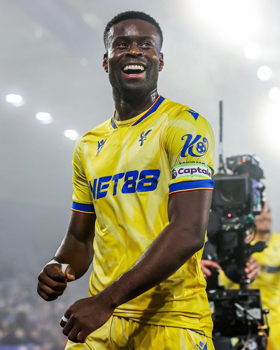 LFCTransferRoom's tweet photo. 🚨𝗝𝗨𝗦𝗧 𝗜𝗡: Liverpool are set to beat Newcastle &amp; Chelsea in the battle for Crystal Palace centre-back Marc Guehi (24). @LFC is the preferred destination for the defender, and the Reds are now in pole position to strike a deal this summer, @MirrorFootball. https://t.co/JLcjuprbtI