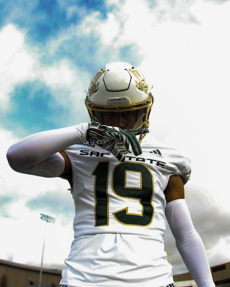 jasonhilljr_'s tweet image. Big thanks to the whole @SacHornetsFB staff for showing love and having me out to watch spring practice! I had a great time! #GoGoSacramento #StingersUp @BrennanMarion4 @DWalls2ND @CJPollard1 @lem_adams @CoachMarshawn