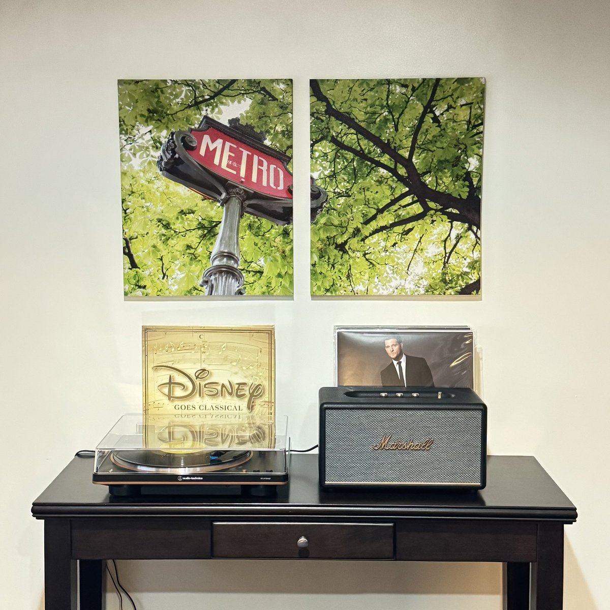 lostbunso's tweet photo. Thanks for completing my Vinyl setup.

Next day project is to hide those wires behind the console table.

#vinyl #vinylrecords #vinylcommunity #vinylcollection #Marshall https://t.co/119YkIn6a7