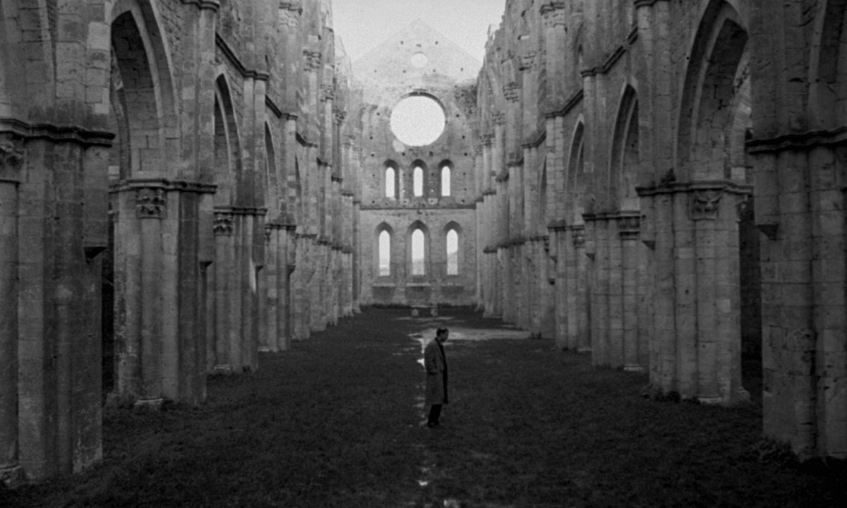 HauntedMovies's tweet photo. Nostalgia (1983) dir. Andrei Tarkovsky https://t.co/dq65U4Ddsy