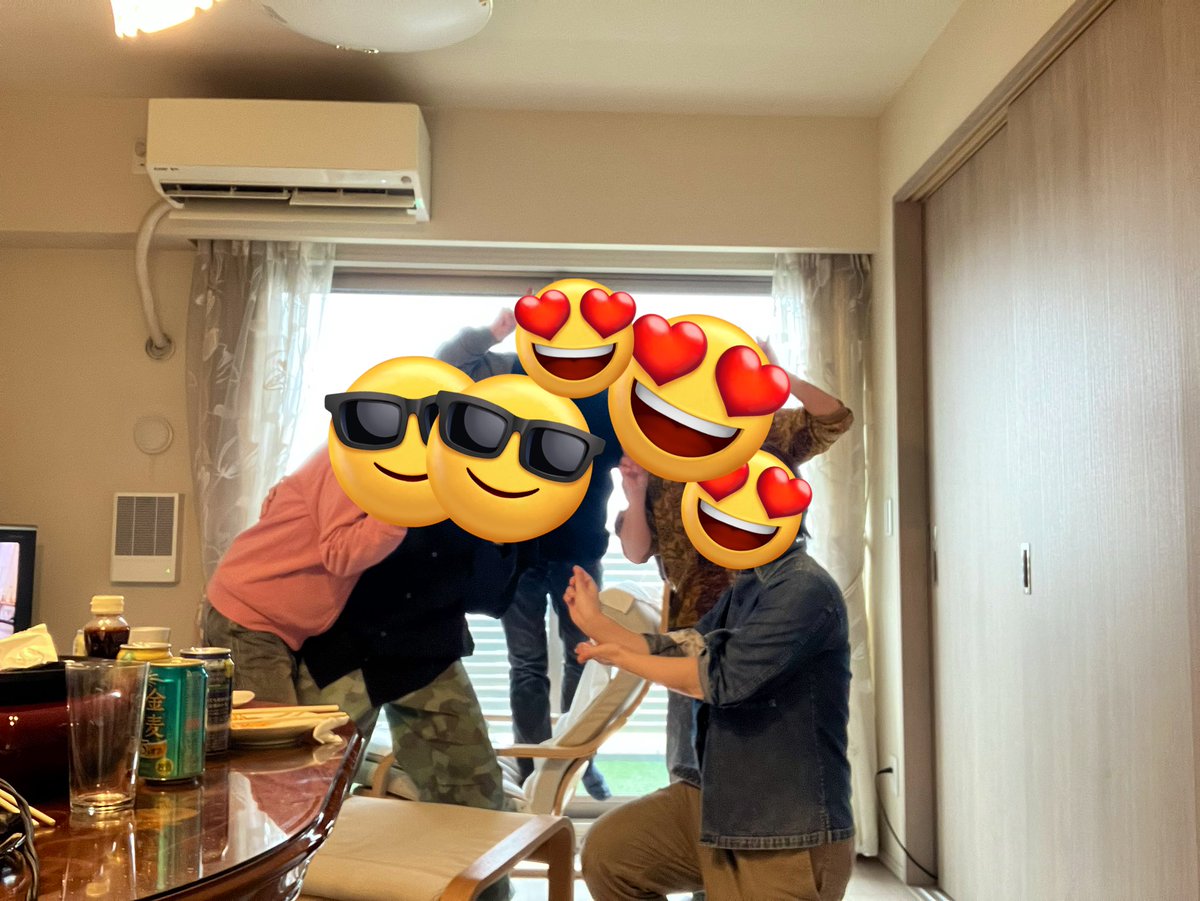BUSKER1122's tweet photo. お友達に協力してもらって、サプライズプロポーズ大作戦。みんなソワソワしてたり隠し事苦手感満載やったけど、無事に成功しました👍
家買うことも決まって、めちゃくちゃ忙しくなると思うけど、協力して乗り越えていこう。2025.03.15
#セクマイカップル https://t.co/pKhAhCEYYR