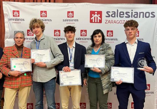 IesMargaritaSal's tweet photo. NOVEDADES. VISITA NUESTRA WEB
https://t.co/jIpNrFKczw
📌NEW YORK, NEW YORK. GLOBAL CLASSROOMS
📌Taller de Educación Ambiental
📌Ganadores en Competición Estadística Europea
📌Taller "Preparando la PAU"
📌Premios Don Bosco https://t.co/YWaZhoy2lM