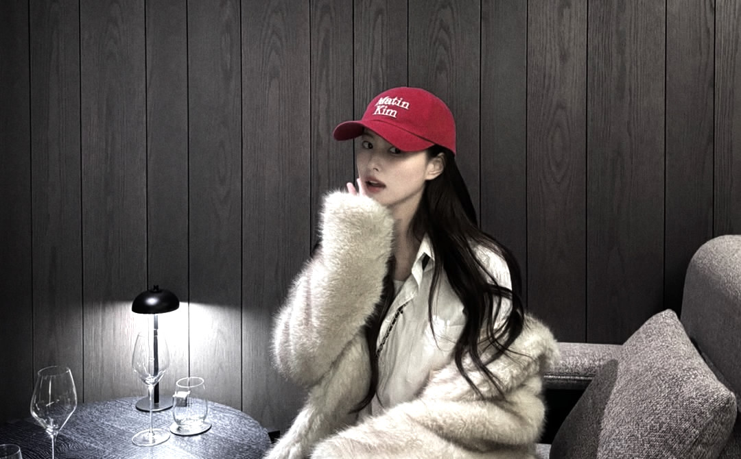 giiseclle's tweet photo. Chilling with a cozy vibe. https://t.co/alLH4ilMXe