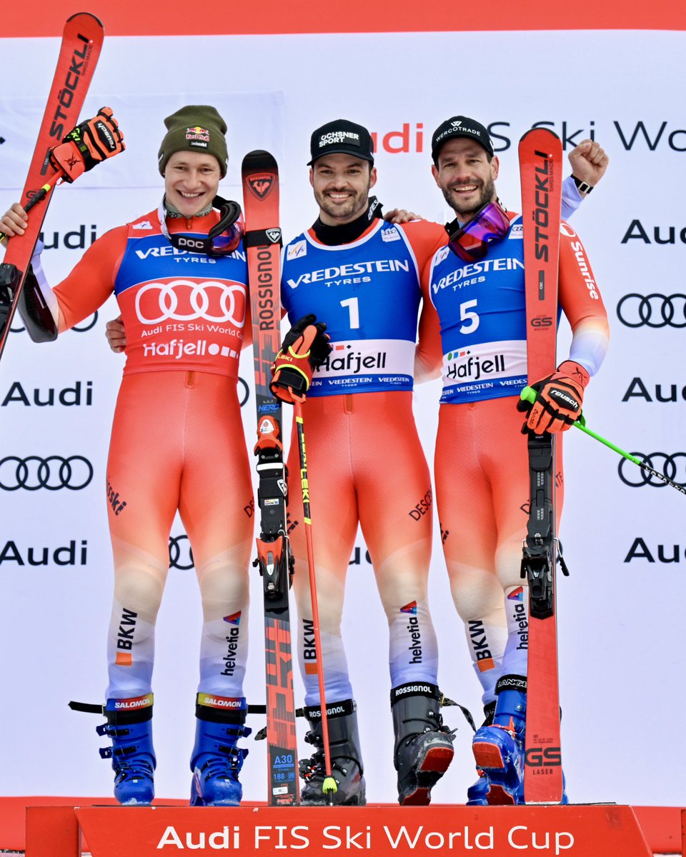 fisalpine's tweet photo. 🇨🇭 Swiss podium sweep in Hafjell 🇳🇴 today!

Loic Meillard 🥇
Marco Odermatt 🥈
Thomas Tumler 🥉

#fisalpine #wintersport #worldcuphafjell

📸 Agence Zoom https://t.co/v8Mz9ZpZWS