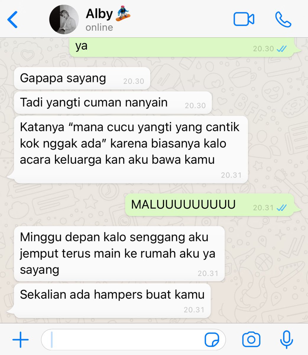 ela tweet media