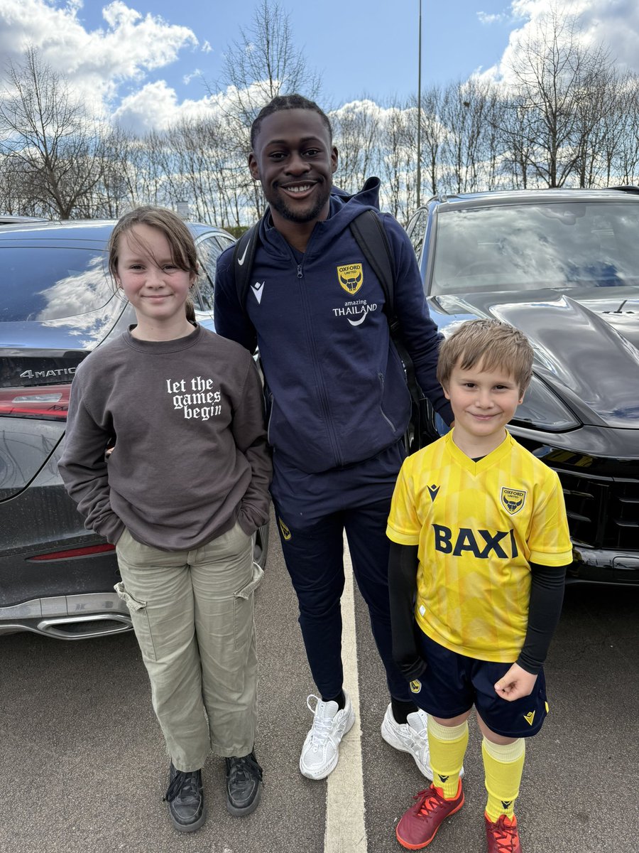 SteveButcher72's tweet photo. #OUFCMatchday #oufc
@OUFCOfficial v Watford. https://t.co/ieYi5BhC7o