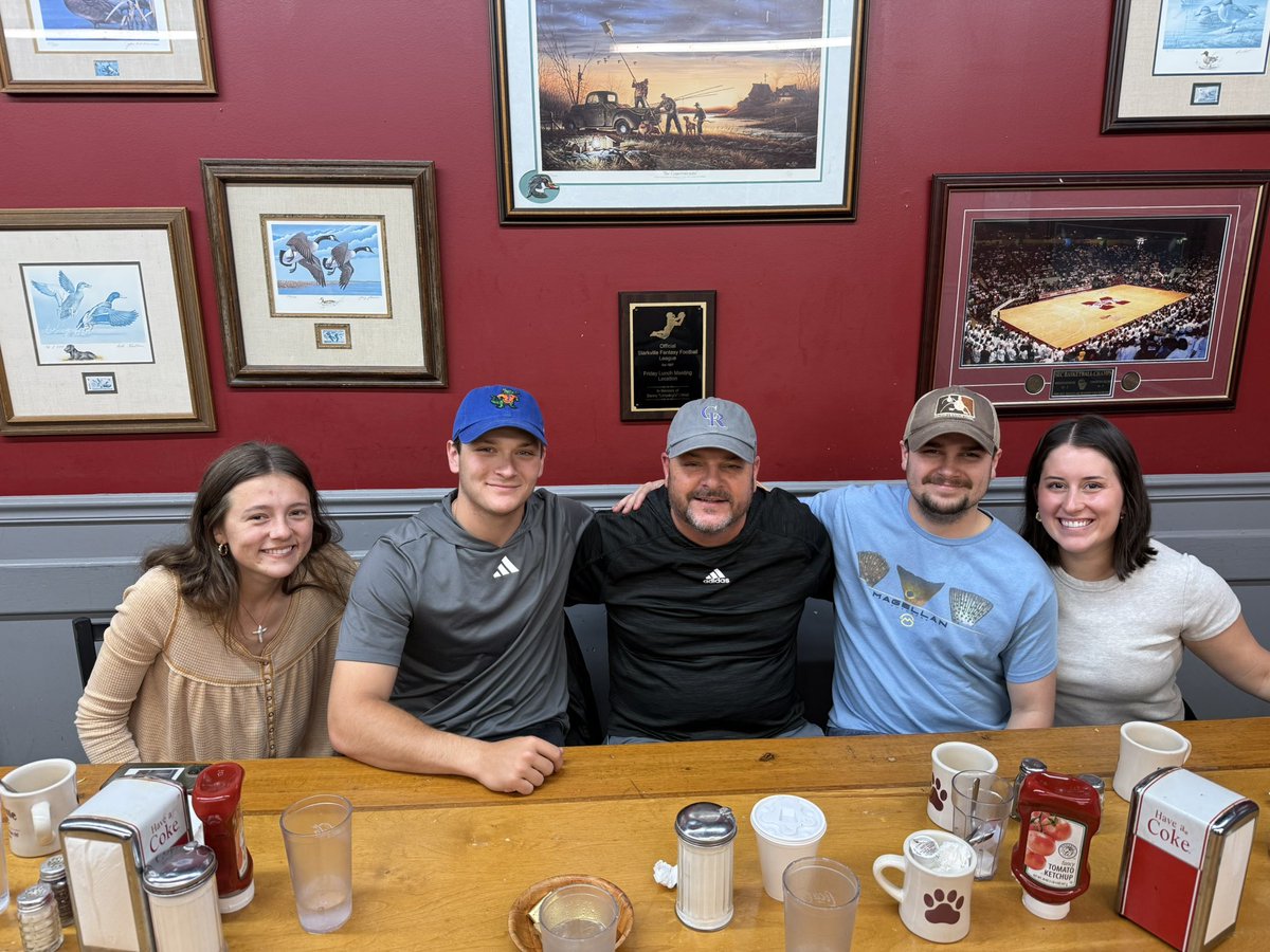 Happy birthday to the goat himself <a href="/CoachWood_HCC/">Marcus Wood Sr.</a>!!! I appreciate you more than you know! Thank you for always being there me, Marc, and Parker!! Love you pops!! ❤️🎂