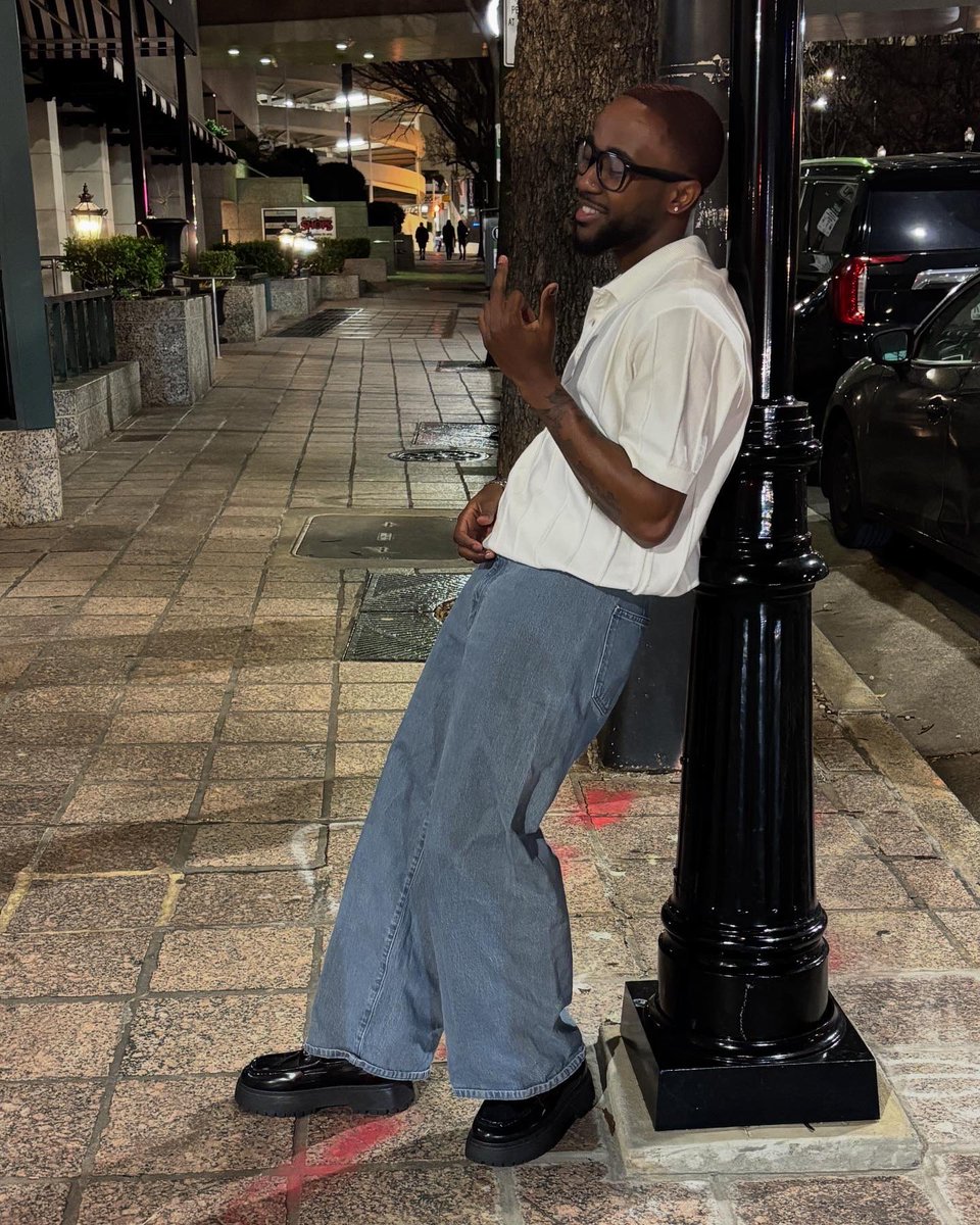 Meechtosleazy's tweet photo. #1 ♓️ In they mouth like a dentist happy birthday to me

#fit #birthdayboy #fyp #viral https://t.co/Ze0MgKcIfb