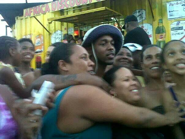 kdotsmedia's tweet photo. kendrick lamar in durban, south africa (2014). this trip inspired his album "to pimp a butterfly". https://t.co/Q8ILguBMhC