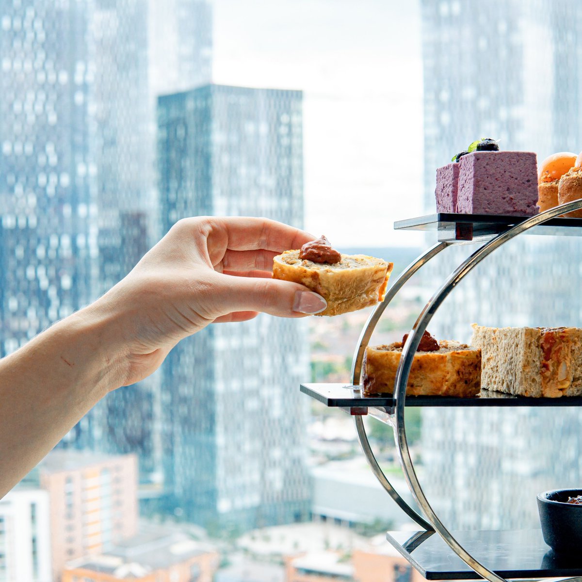 Cloud23Bar's tweet image. The finest Afternoon Tea with the finest views. #Cloud23

🔗 cloud23bar.com