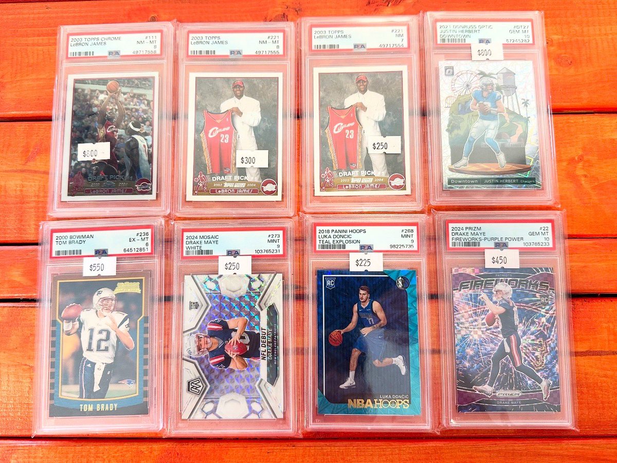 UdogCollect's tweet photo. More singles going out this morning! Looking for someone in particular? Let us know in the comments. #udogknox #alwaysbetontheunderdog #sportscards https://t.co/iveONtrhrR