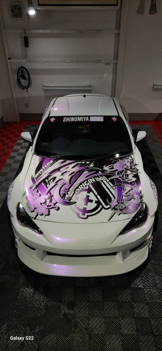 Motthan0927's tweet photo. ボディフルラッピングの痛車になったよ🫰
推し活大事💪💪 https://t.co/Ux7vqmUkbp