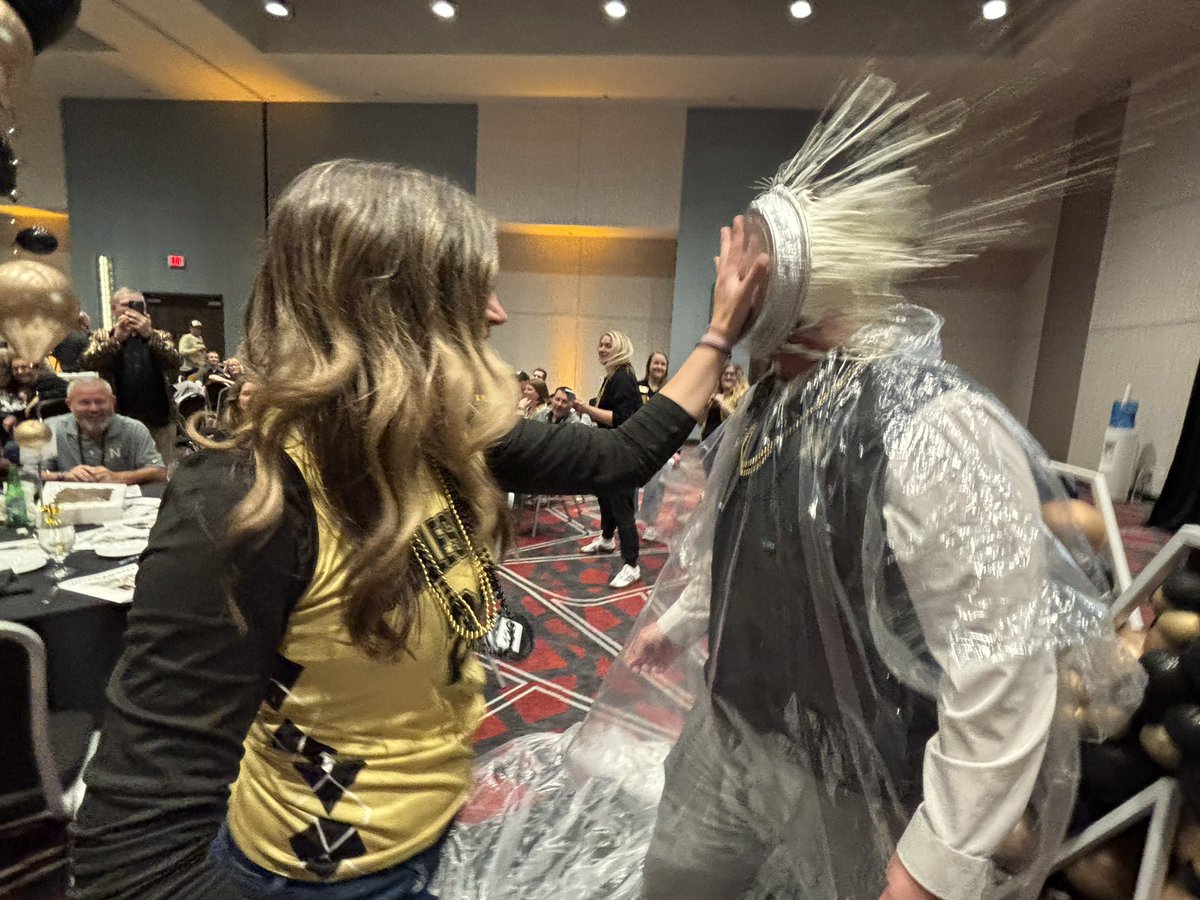 Chris Jensen tweet media