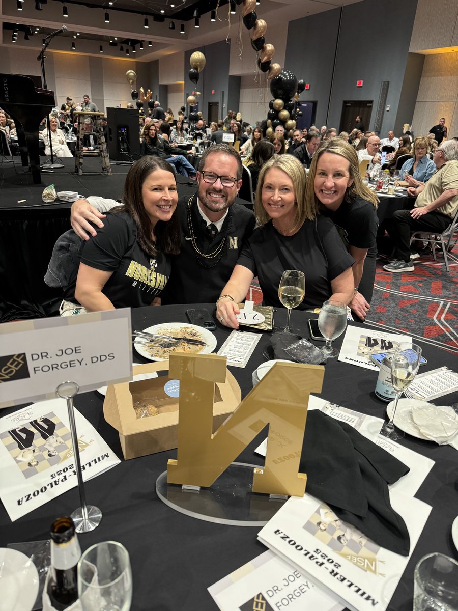 Chris Jensen tweet media