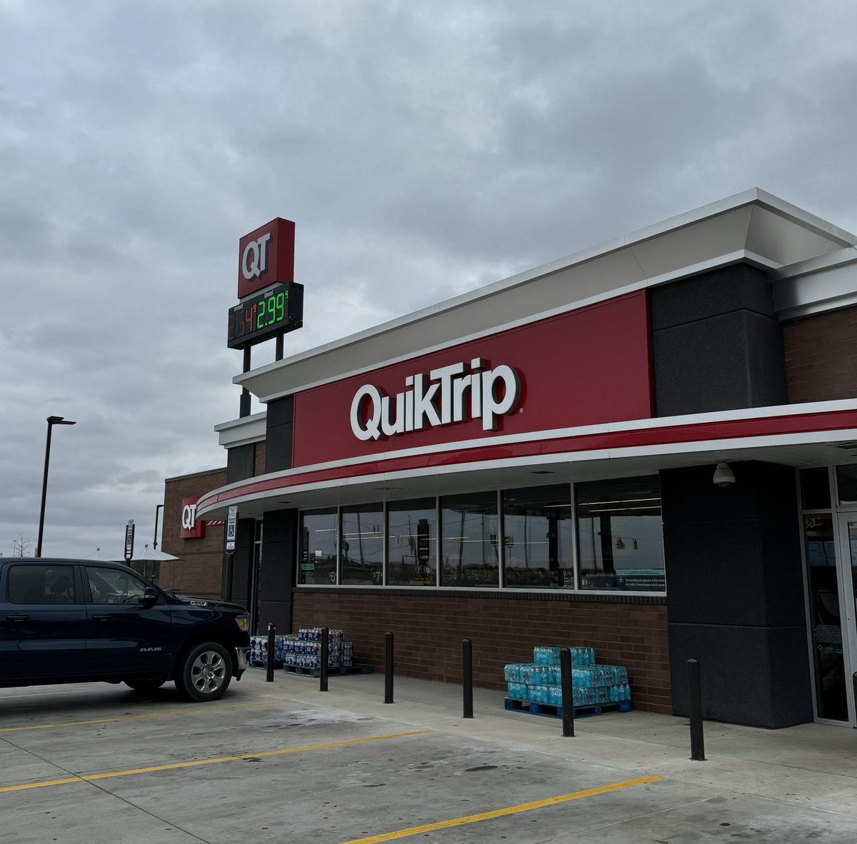 JoshPateCFB's tweet image. The sun has risen over Tuscaloosa